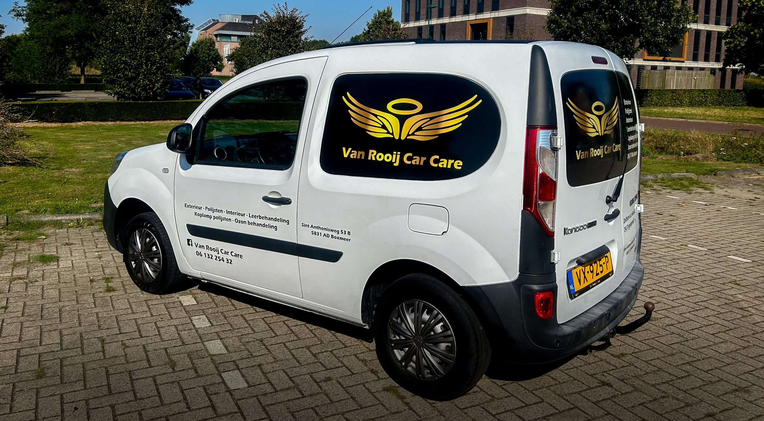 van Rooij Car Care Boxmeer: Autobelettering
